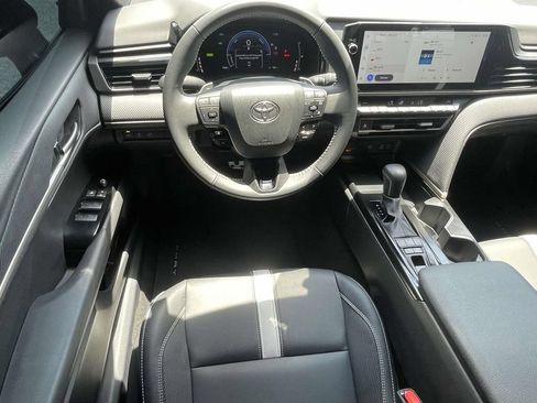 Used 2025 Toyota Camry SE w/ Multimedia Upgrade Package FWD image 11