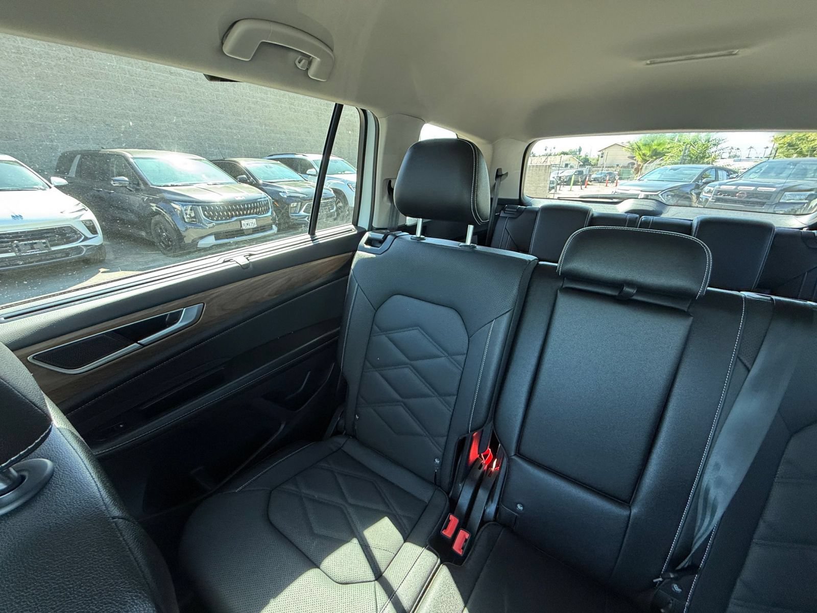 Used 2026 Volkswagen Atlas SE FWD image 41