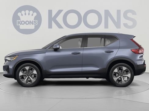 Used 2023 Volvo XC40 B5 Plus w/ Protection Package Premier AWD/4WD image 2