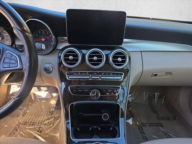 Used 2018 Mercedes-Benz C 300 4MATIC Cabriolet image 19