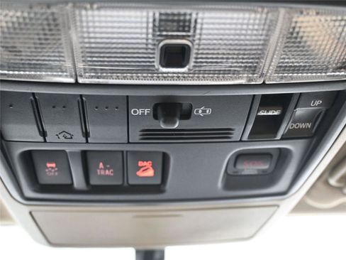 Used 2012 Toyota 4Runner Limited image 17