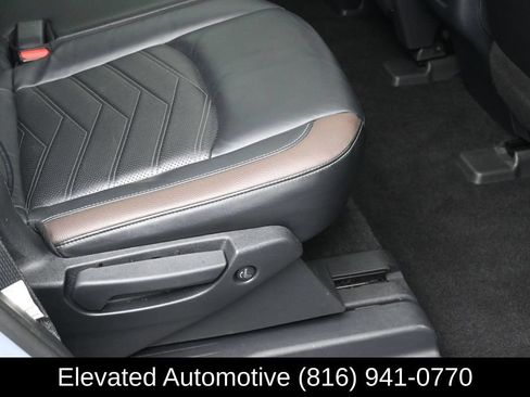 Used 2022 Nissan Pathfinder Platinum w/ Cargo Package AWD/4WD image 9