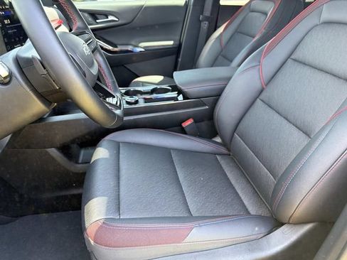 Used 2026 Chevrolet Equinox RS FWD image 19