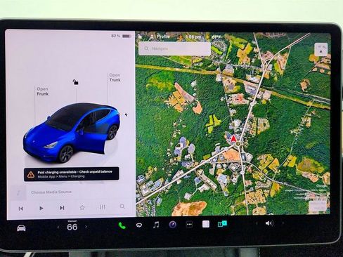 Used 2023 Tesla Model Y Long Range image 22