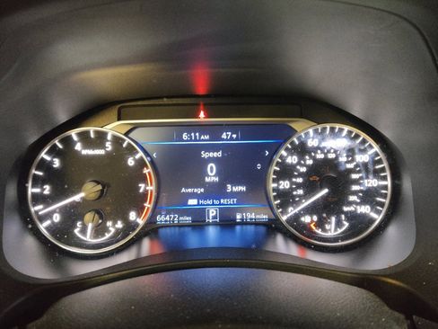 Used 2024 Nissan Altima 2.5 SV image 23