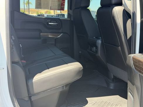 Used 2020 Chevrolet Silverado 1500 LT Trail Boss AWD/4WD image 19