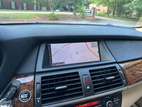 Used 2011 BMW X5 xDrive35i w/ Technology Pkg AWD/4WD image 32