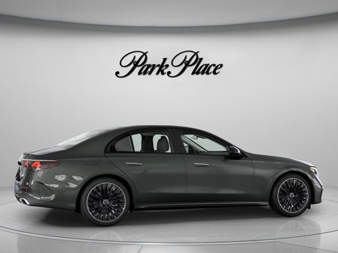 New 2026 Mercedes-Benz E 350 Sedan image 21