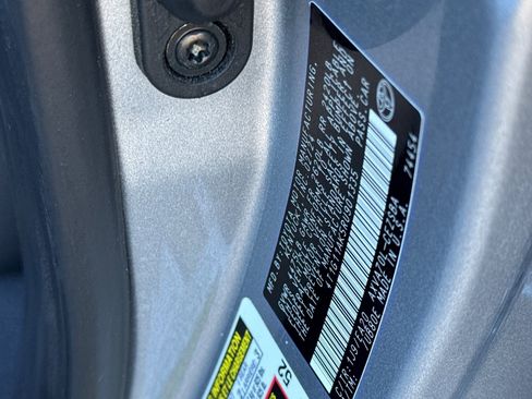 Used 2024 Toyota Camry SE image 33