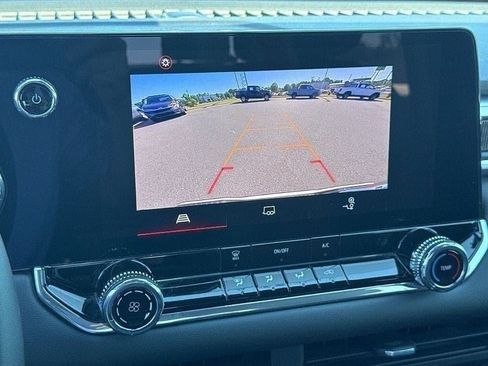 Used 2024 GMC Canyon Elevation RWD image 15