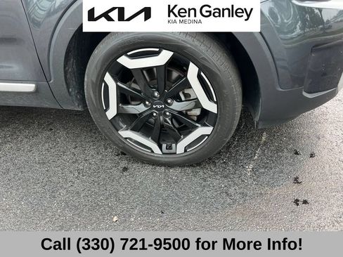 Certified 2024 Kia Telluride S w/ S Sunroof Package AWD/4WD image 20