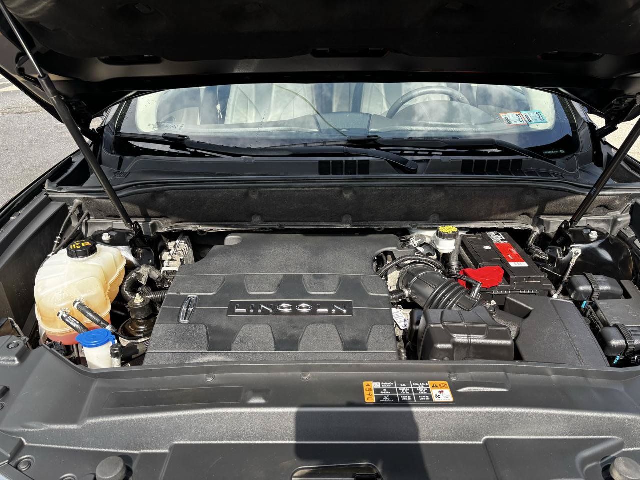 Used 2018 Lincoln MKX Premiere AWD/4WD image 26