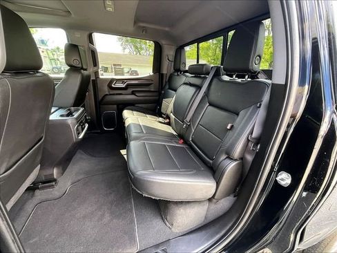 Used 2023 GMC Sierra 1500 SLT w/ SLT Premium Package AWD/4WD image 22