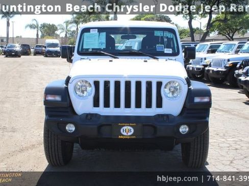 Used 2023 Jeep Wrangler Sport image 2