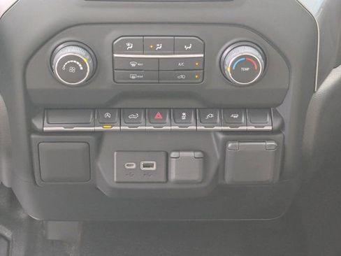 Used 2022 Chevrolet Silverado 1500 W/T w/ WT Value Package image 21