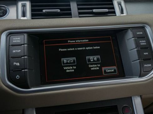 Used 2015 Land Rover Range Rover Evoque Pure image 41