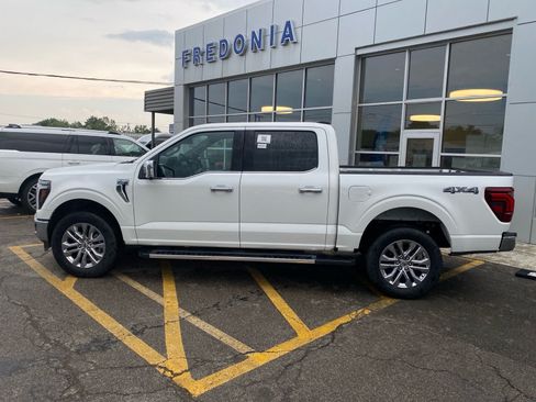 Used 2025 Ford F150 Lariat w/ Equipment Group 502A High AWD/4WD image 3