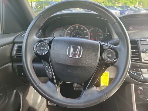 Used 2017 Honda Accord Sport Special Edition image 22