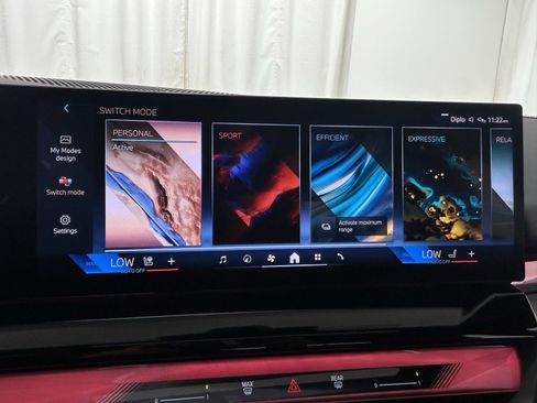 Used 2024 BMW i5 eDrive40i w/ M Sport Package image 15