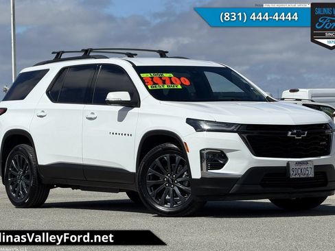 Used 2023 Chevrolet Traverse RS w/ LPO, Floor Liner Package AWD/4WD image 1