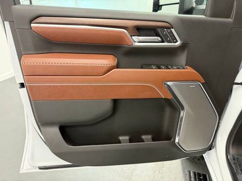 New 2026 GMC Sierra 2500 Denali Ultimate image 13