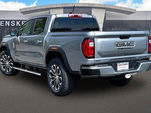 New 2026 GMC Canyon Denali w/ LPO, Black Badging Package AWD/4WD image 3