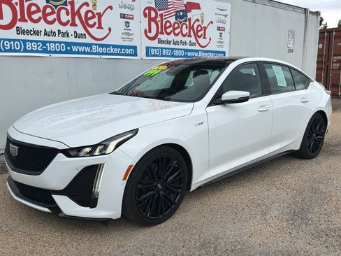 Used 2021 Cadillac CT5 V w/ Premium Package RWD image 6