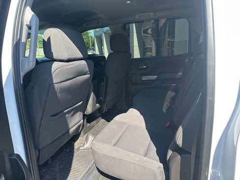Used 2018 Chevrolet Silverado 1500 LT w/ True North Edition AWD/4WD image 11