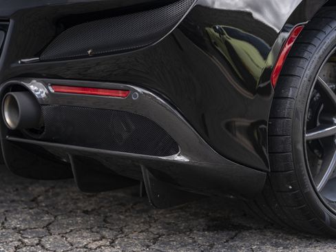 Certified 2022 Ferrari F8 Tributo RWD image 16