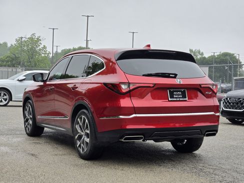 Certified 2023 Acura MDX FWD w/ Technology Package image 8