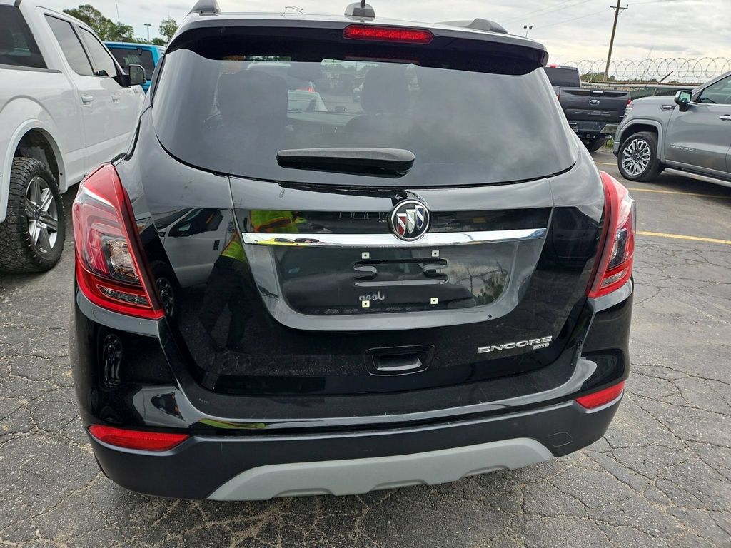 Used 2019 Buick Encore Preferred AWD/4WD image 4