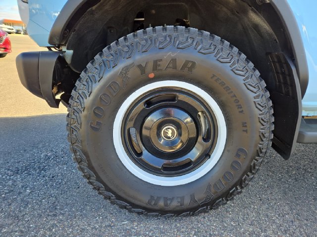 Used 2023 Ford Bronco Heritage Edition AWD/4WD image 7