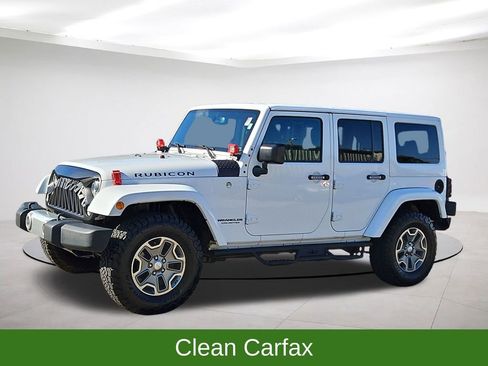 Used 2017 Jeep Wrangler Unlimited Rubicon w/ Connectivity Group image 3