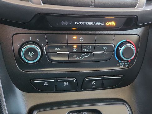 Used 2020 Ford Transit Connect XL FWD image 17