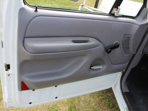 Used 1996 Ford F250 4x4 Regular Cab image 26