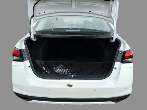 New 2025 Nissan Versa SR w/ Trunk Package image 7