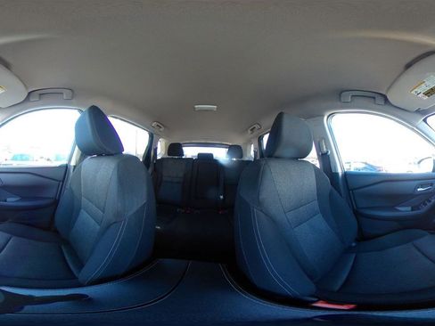 Used 2025 Nissan Rogue SV image 44