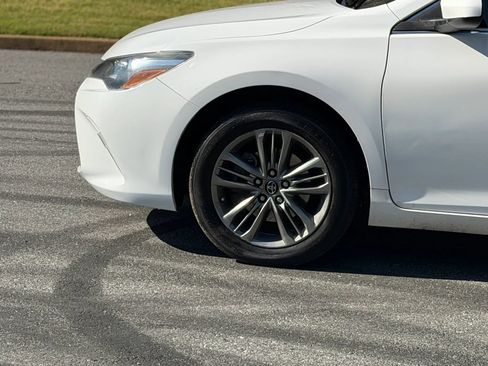 Used 2017 Toyota Camry SE FWD image 8