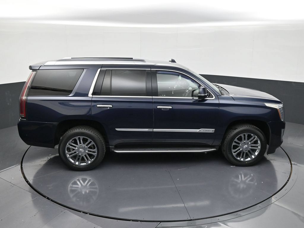 Used 2020 Cadillac Escalade 2WD image 17