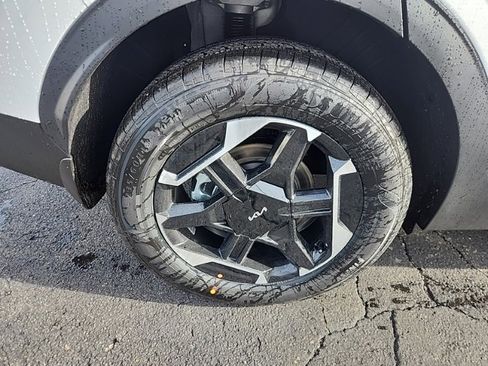 New 2026 Kia Sportage S image 9