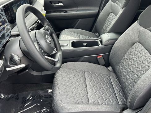 New 2026 Nissan Kicks SV image 27