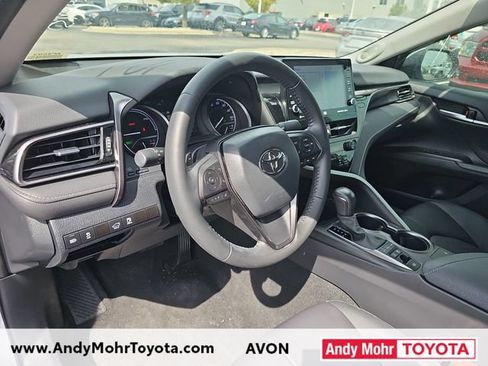 Used 2024 Toyota Camry XSE w/ Navigation Package FWD image 9