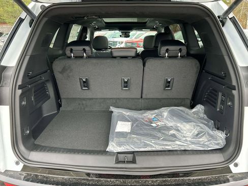 New 2026 GMC Acadia Denali Ultimate AWD/4WD image 7