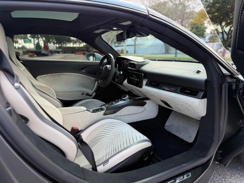 Used 2023 Maserati MC20 Spyder image 16