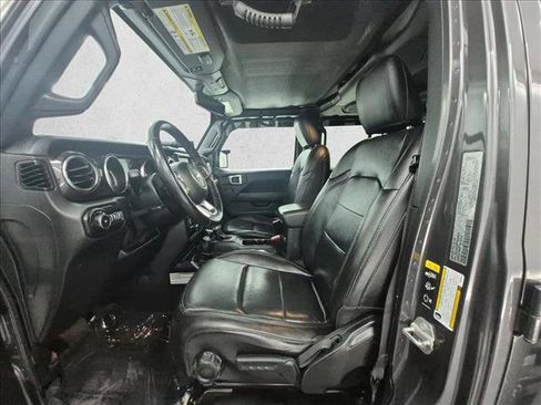 Used 2021 Jeep Wrangler Unlimited Sahara AWD/4WD image 17