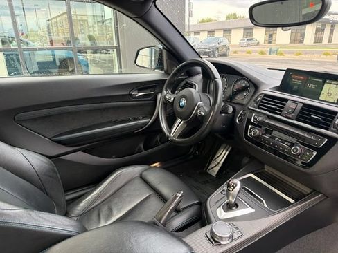 Used 2018 BMW M2 RWD image 12