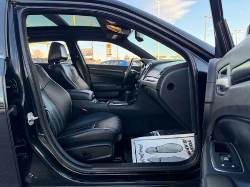 Used 2013 Chrysler 300 S image 20