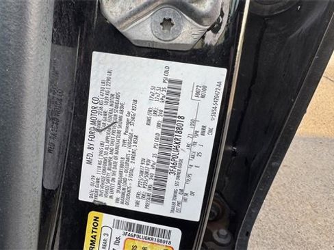 Used 2019 Ford Fusion SE image 22