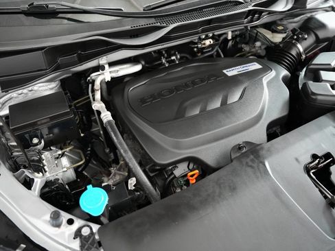 Used 2018 Honda Odyssey EX-L image 57