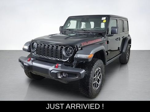 Used 2026 Jeep Wrangler Unlimited Rubicon AWD/4WD image 7